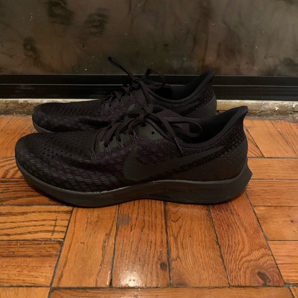 Nike Size 12 Black Running Shoes